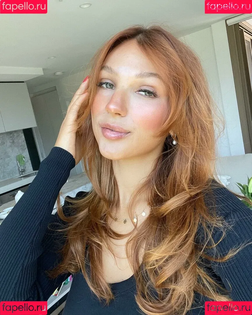 Gracewearslace Onlyfans Photo Gallery 