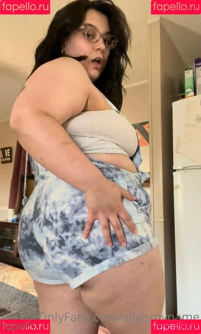 allyismyname Onlyfans Photo Gallery 