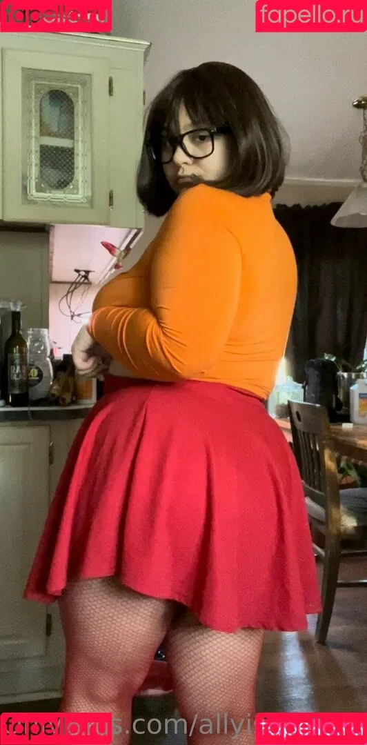 allyismyname Onlyfans Photo Gallery 