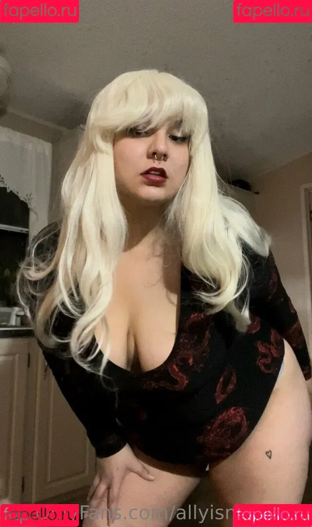 allyismyname Onlyfans Photo Gallery 