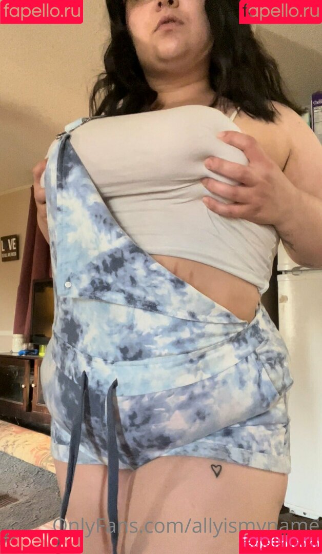 allyismyname Onlyfans Photo Gallery 