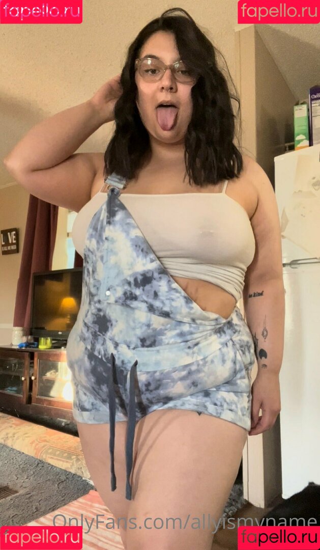 allyismyname Onlyfans Photo Gallery 