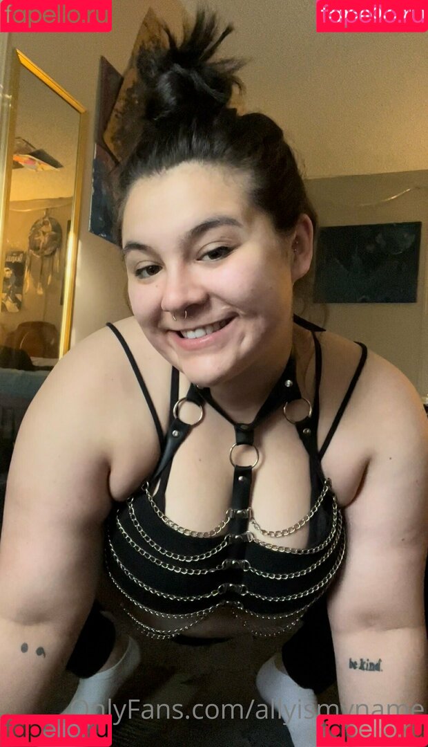 allyismyname Onlyfans Photo Gallery 
