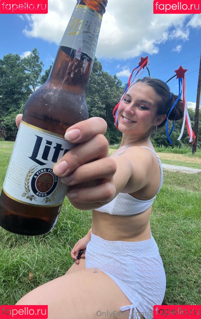 allyismyname Onlyfans Photo Gallery 