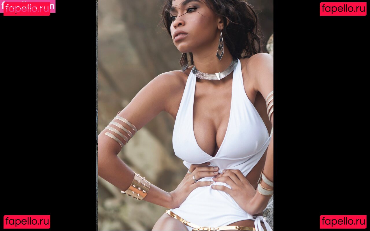 Xiea Hull Nude Onlyfans Photo 6