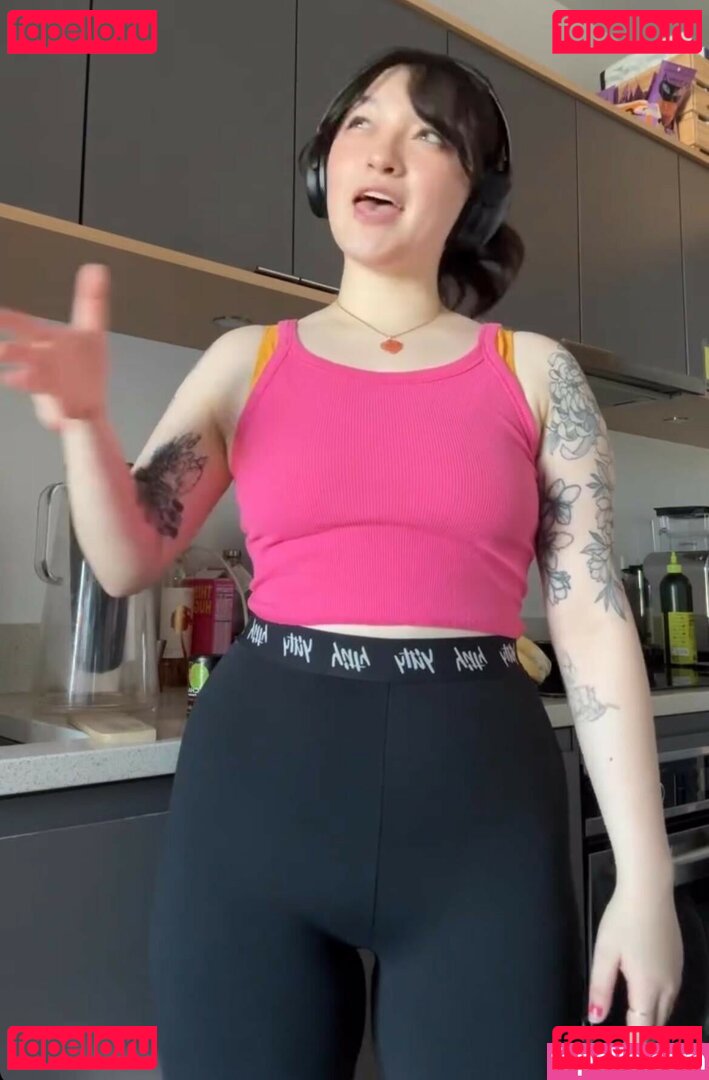 Mxmtoon Nude Onlyfans Photo 37
