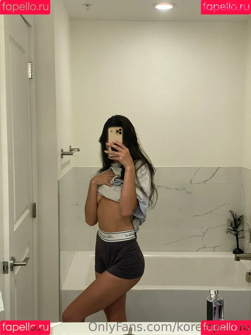 koreankums Onlyfans Photo Gallery 