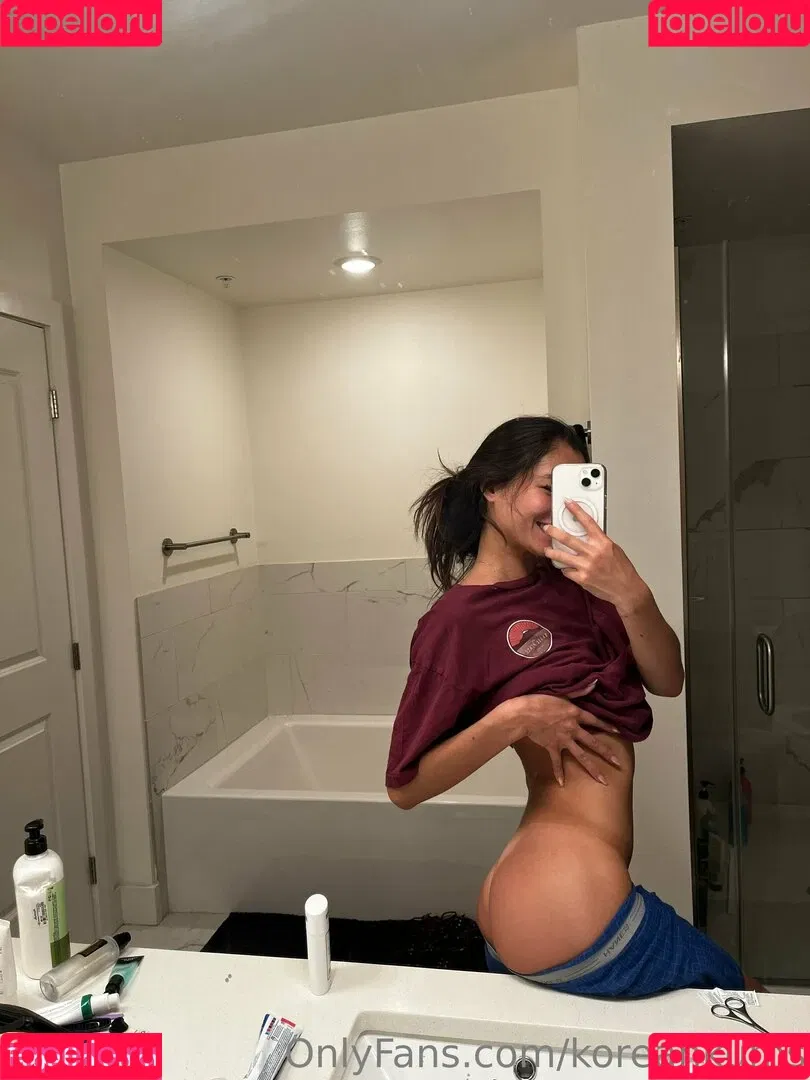 koreankums Onlyfans Photo Gallery 