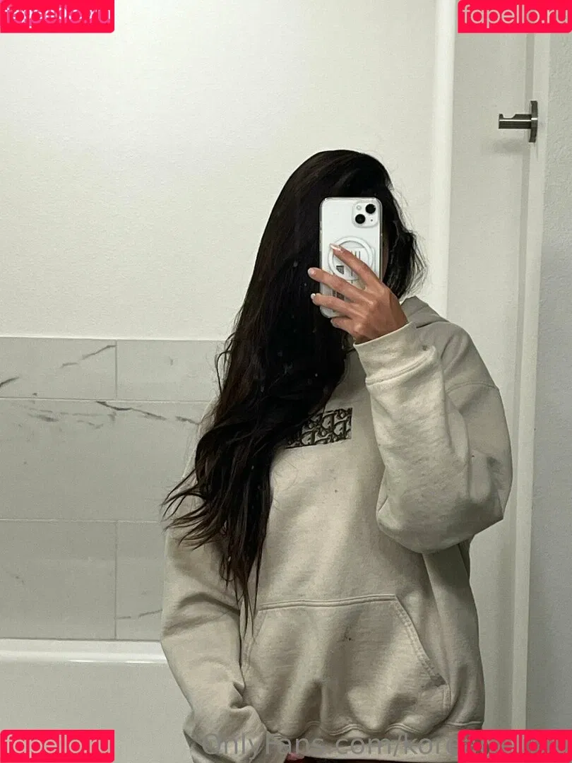 koreankums Onlyfans Photo Gallery 