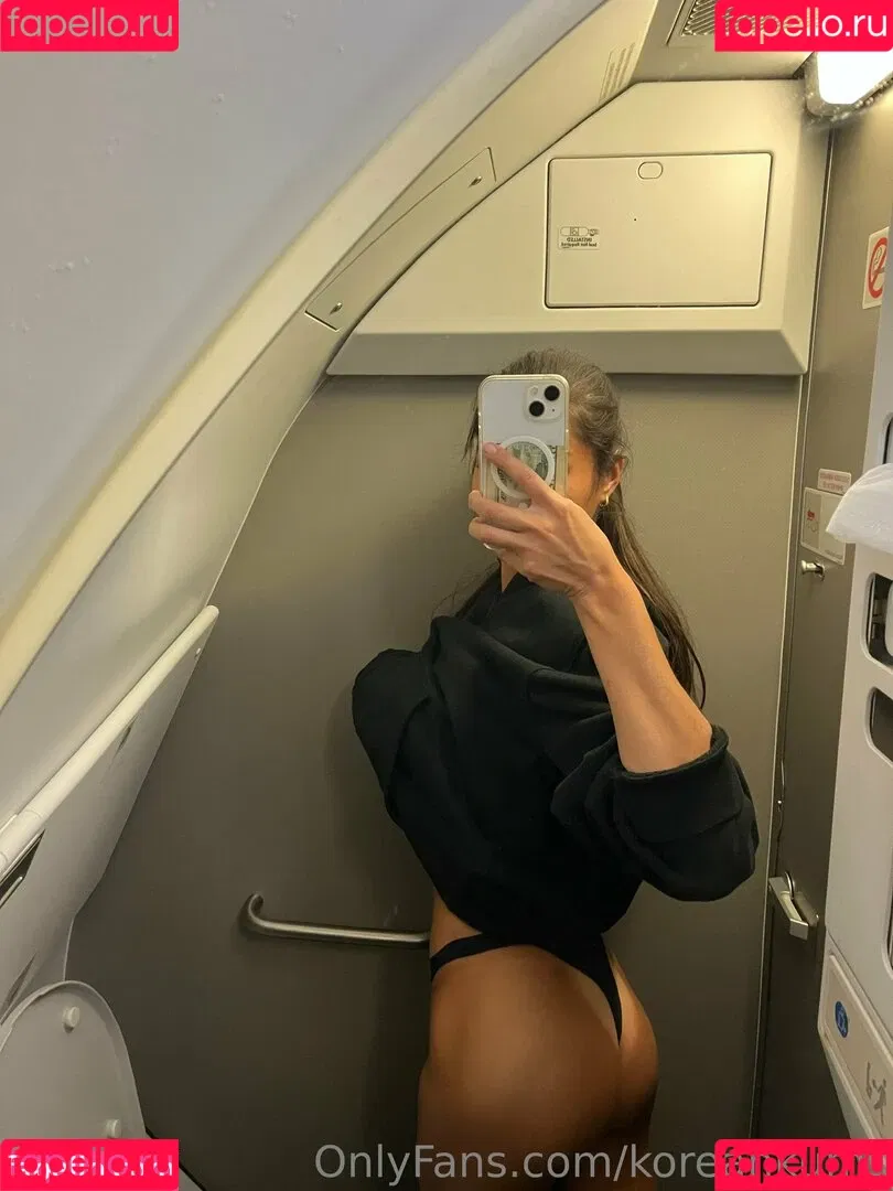 koreankums Onlyfans Photo Gallery 
