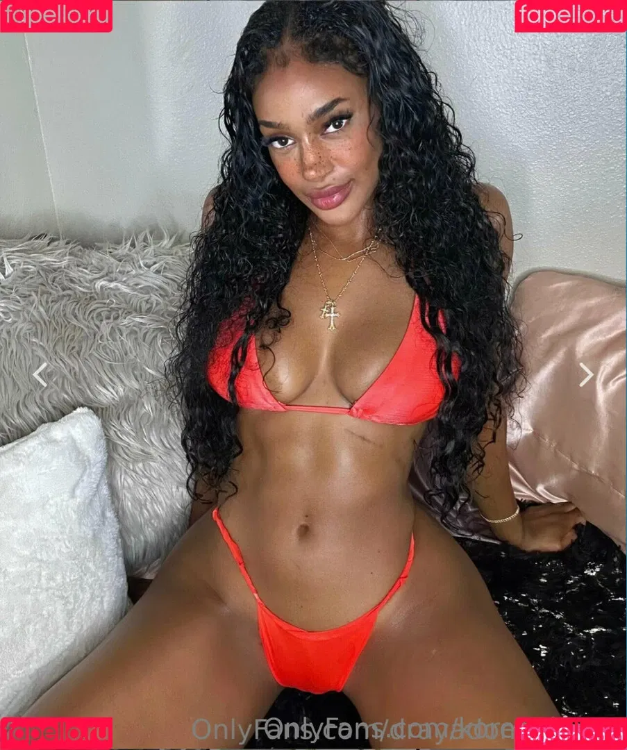 koreankums Onlyfans Photo Gallery 