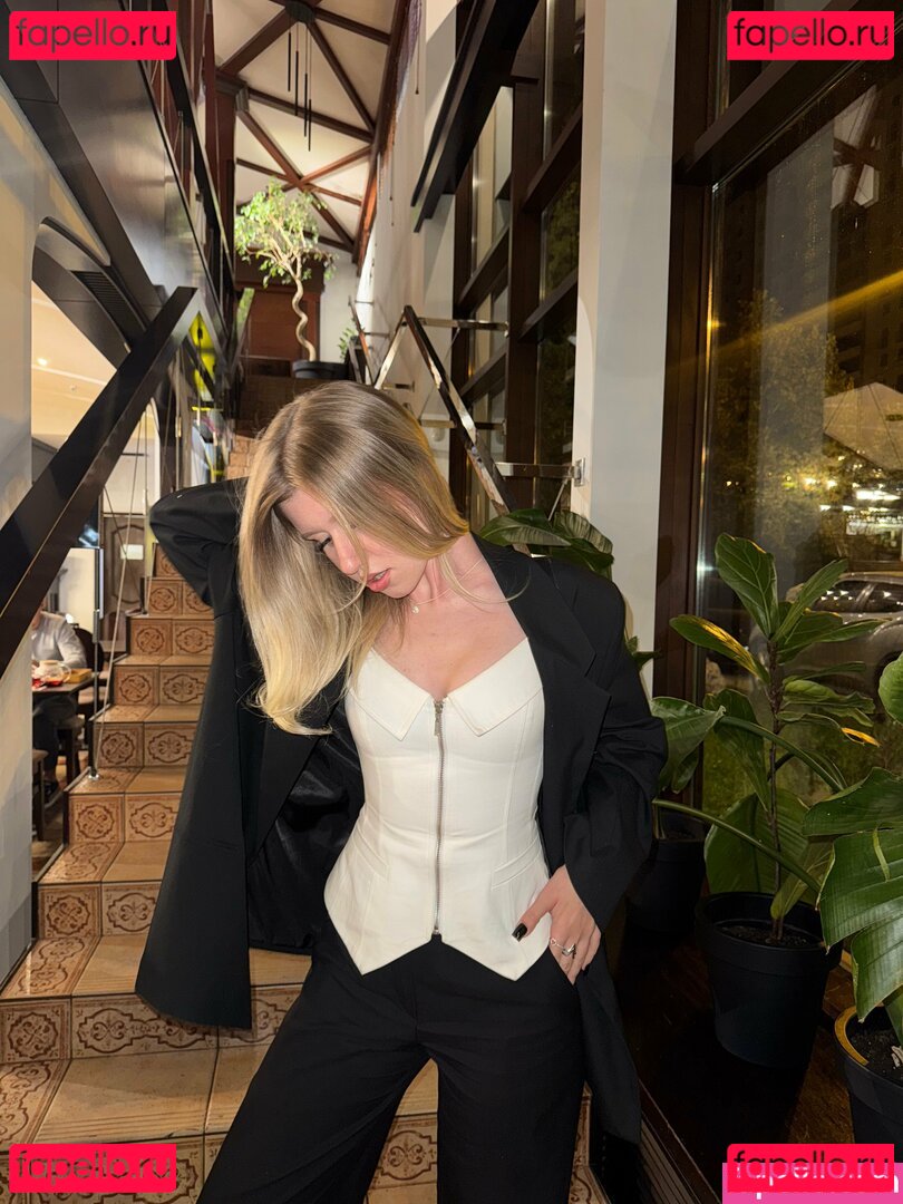 Maria.marry Nude Onlyfans Photo 33