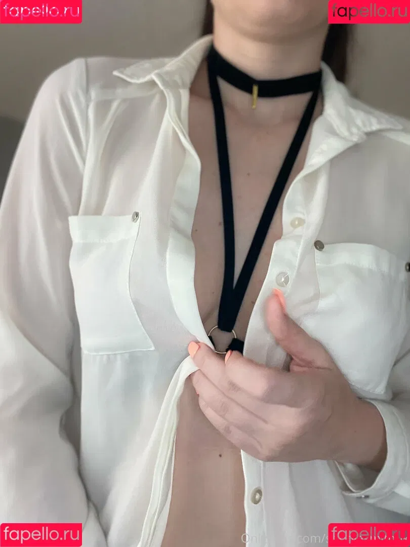 sophiasmithuk Onlyfans Photo Gallery 