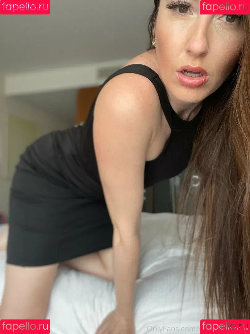 sophiasmithuk Onlyfans Photo Gallery 