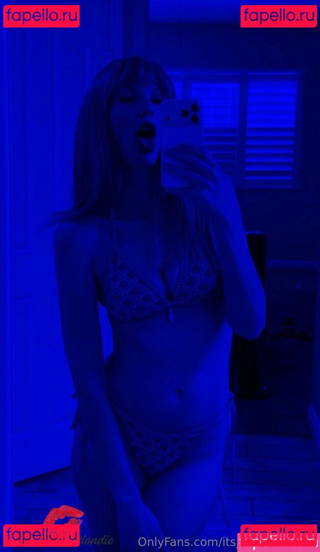 ItsJustblondie Nude Onlyfans Photo 4