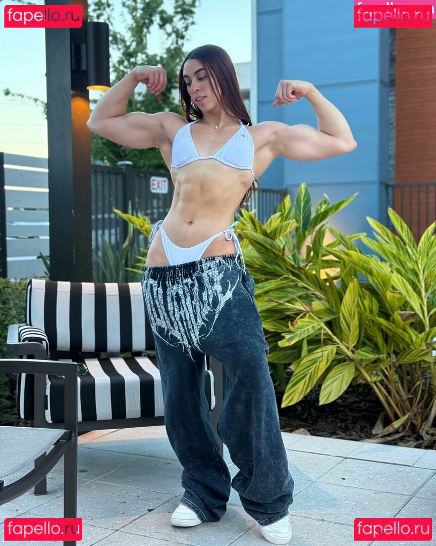 Paola Ramos Nude Onlyfans Photo 19