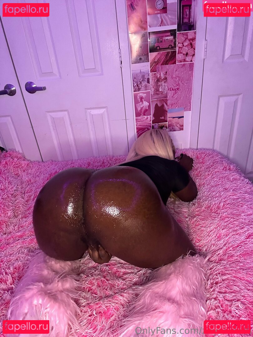 zayasroom Nude Onlyfans Photo 38