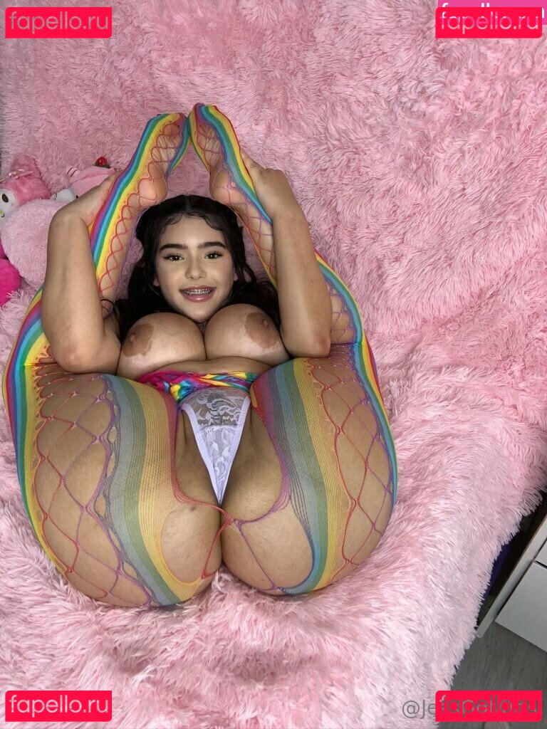 JessGotJugs Nude Onlyfans Photo 20