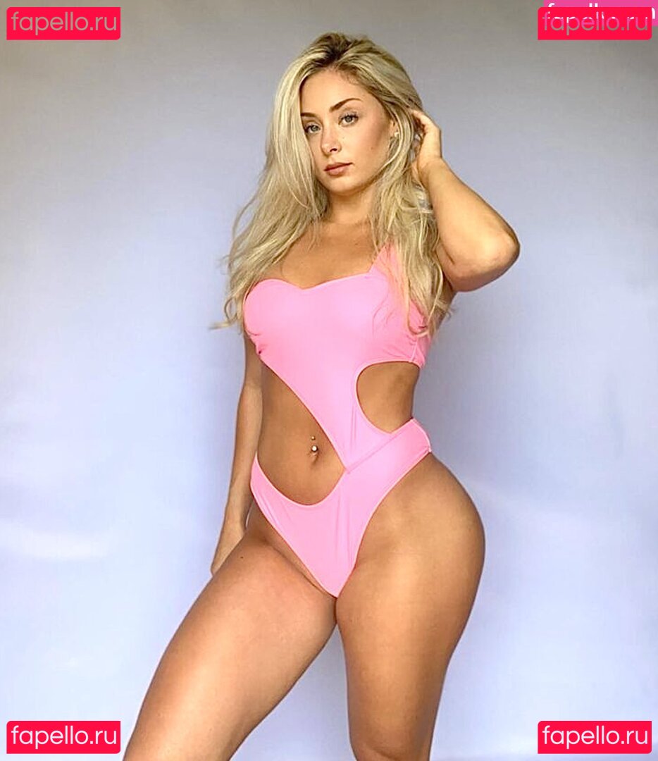 Chloe Cluchey Nude Onlyfans Photo 21