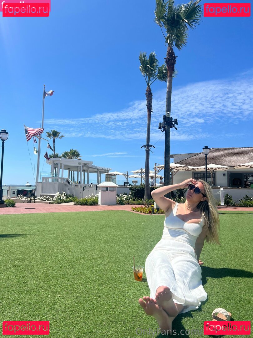 reaganjames Nude Onlyfans Photo 34