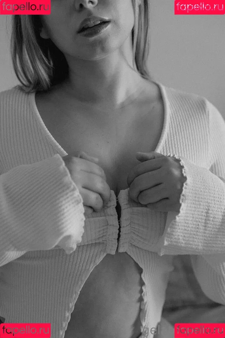 gelatosunrise Onlyfans Photo Gallery 
