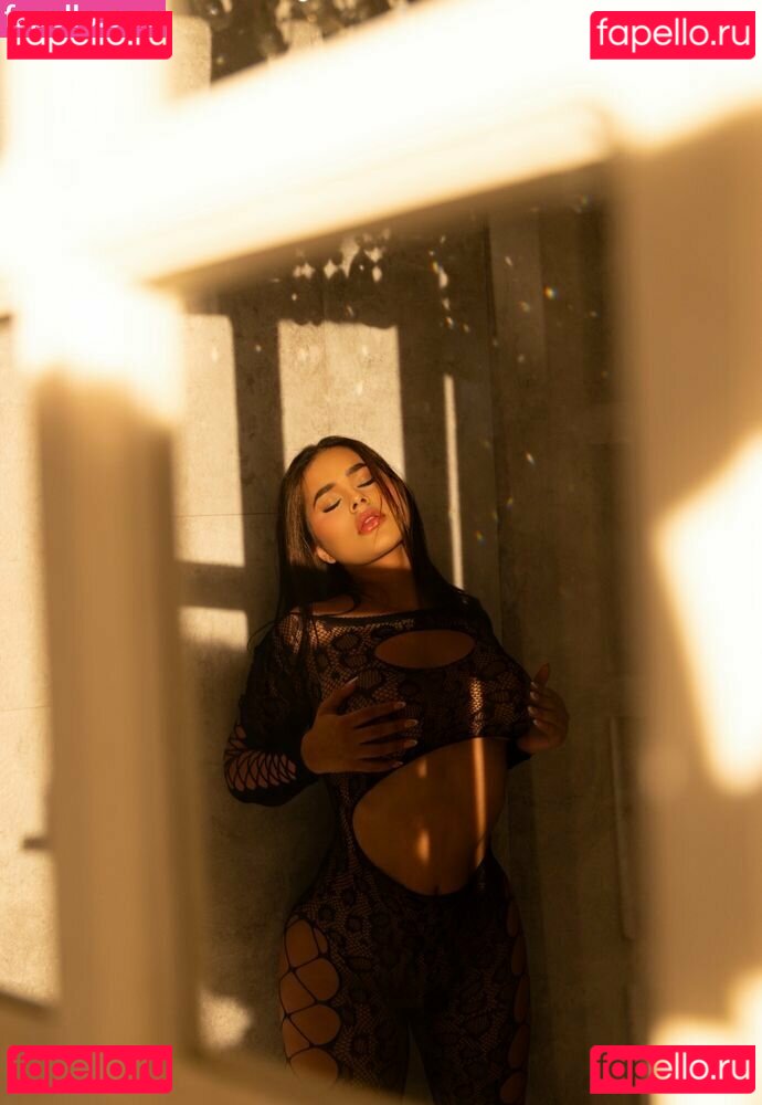 Sara Little Nude Onlyfans Photo 17