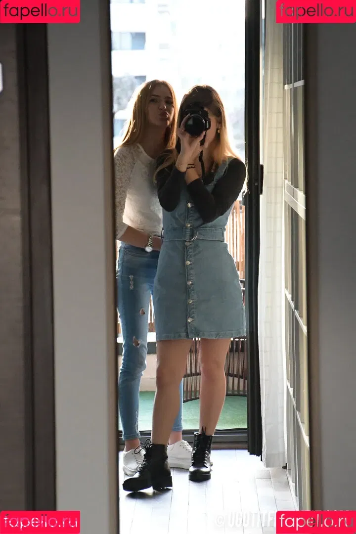 Ugotitflauntit Onlyfans Photo Gallery 