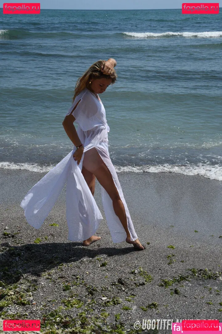 Ugotitflauntit Onlyfans Photo Gallery 