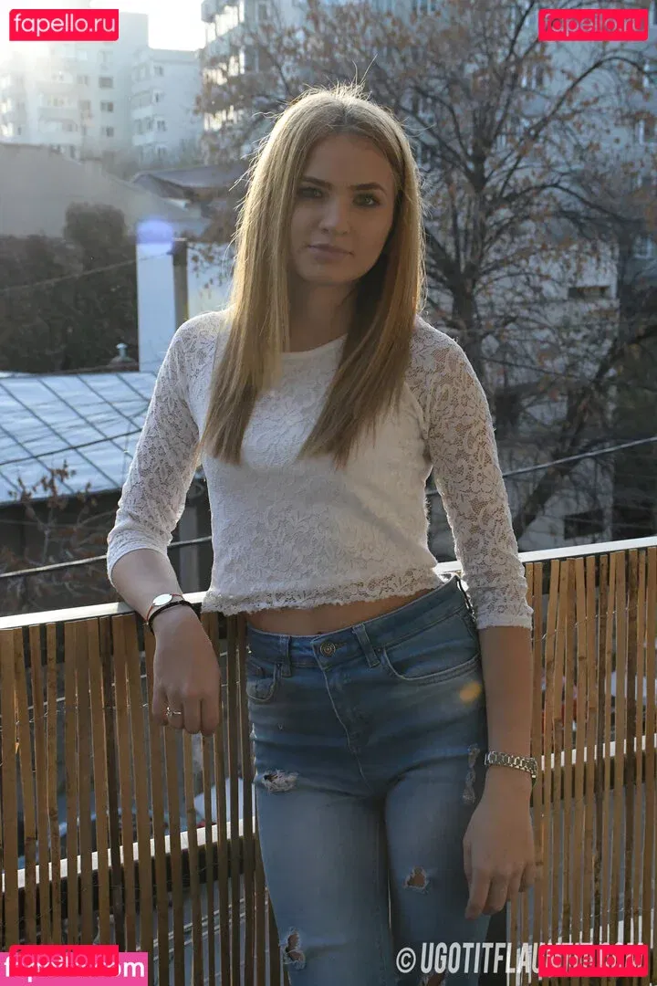 Ugotitflauntit Onlyfans Photo Gallery 