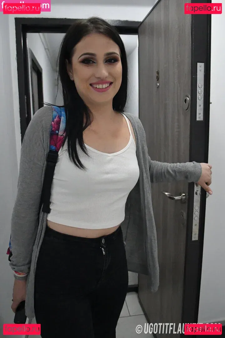 Ugotitflauntit Onlyfans Photo Gallery 