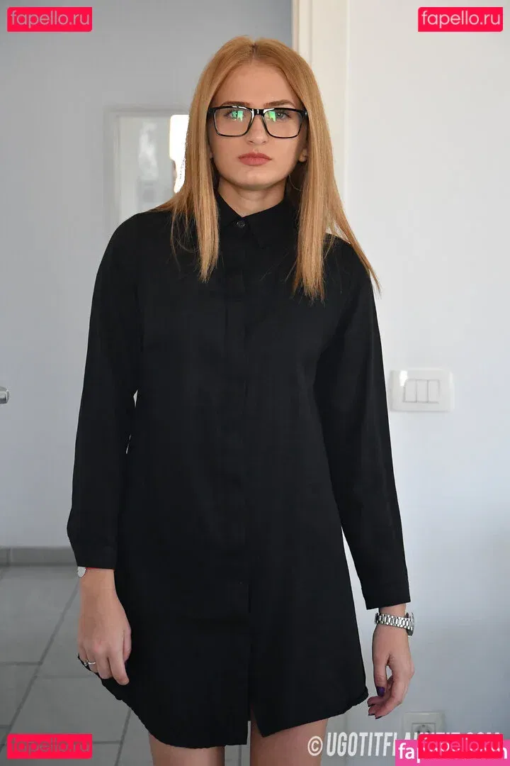 Ugotitflauntit Onlyfans Photo Gallery 