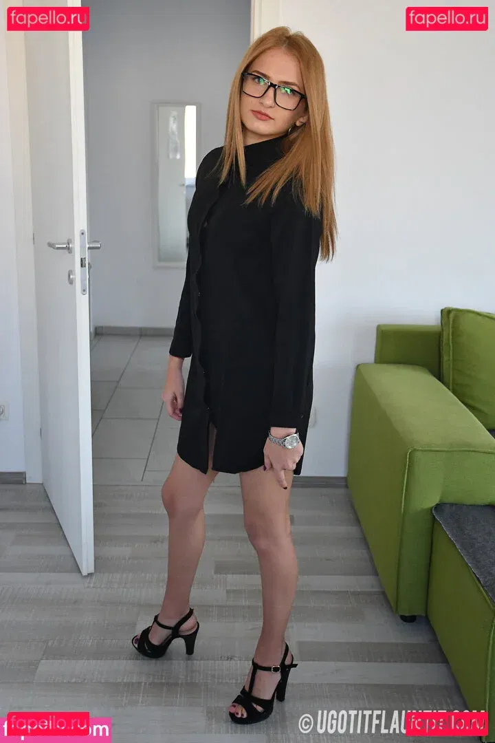 Ugotitflauntit Onlyfans Photo Gallery 