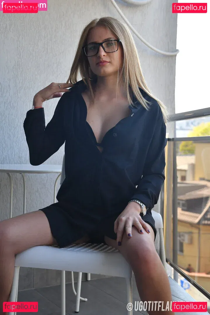 Ugotitflauntit Onlyfans Photo Gallery 