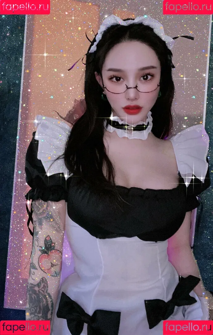 Hitomi Songyuxin Onlyfans Photo Gallery 