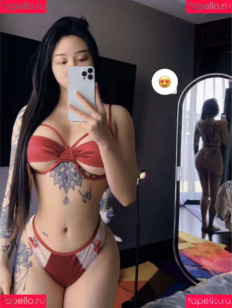 Hitomi Songyuxin Onlyfans Photo Gallery 