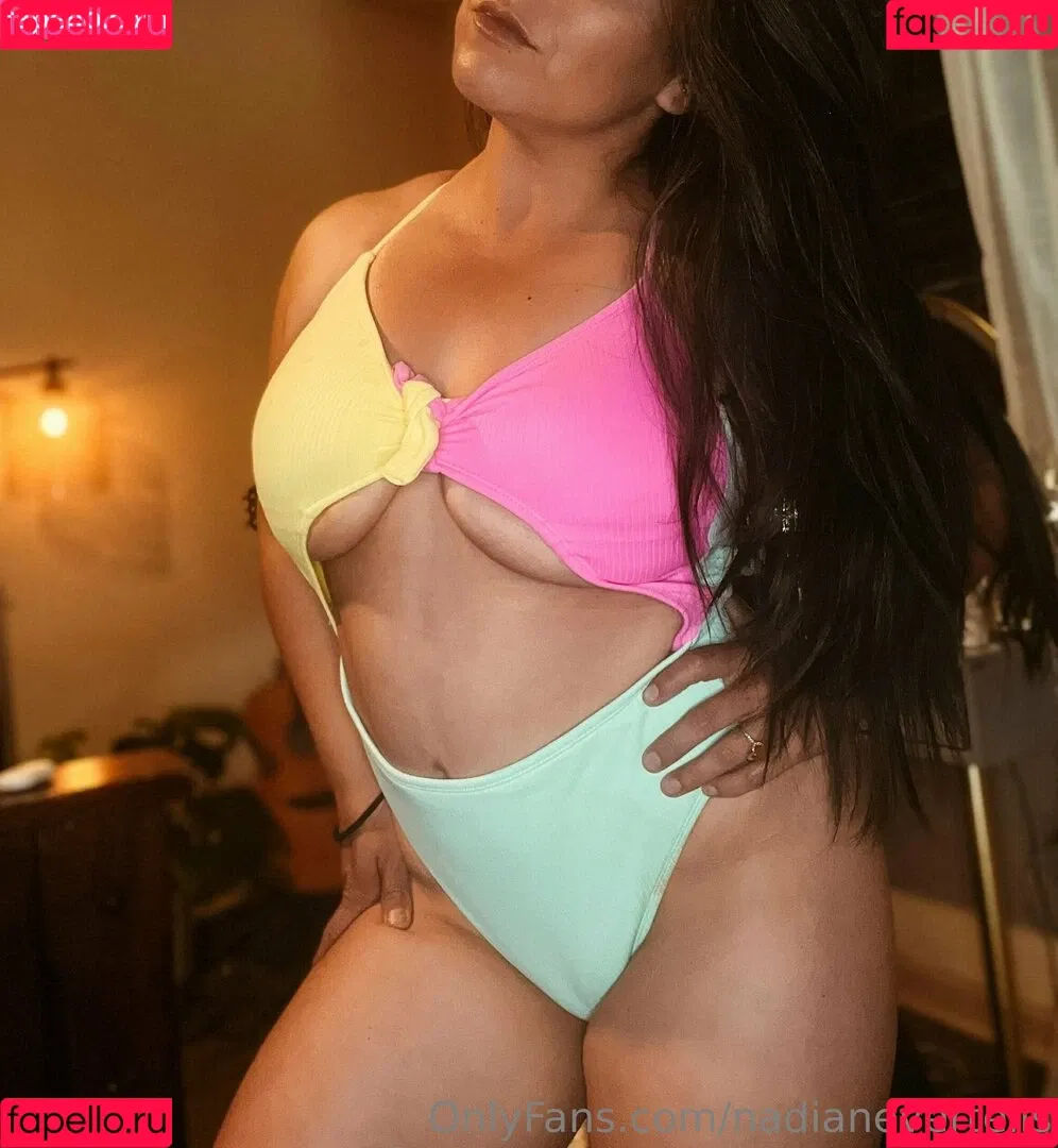 nadianevertells Onlyfans Photo Gallery 