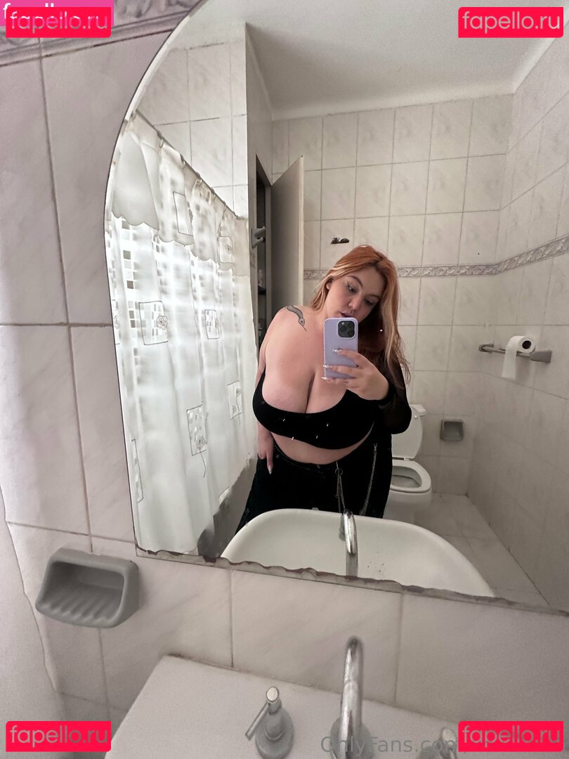 yourgirllolax Nude Onlyfans Photo 26