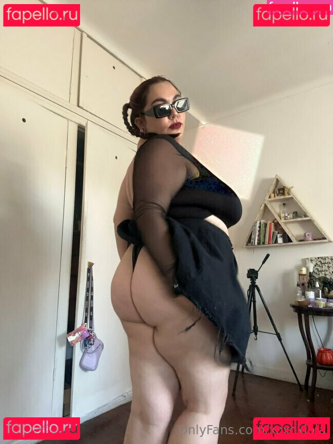 yourgirllolax Nude Onlyfans Photo 23