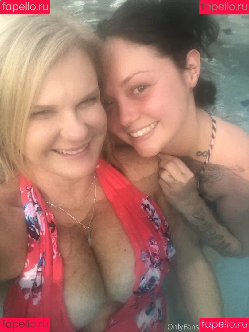 Soyacide Onlyfans Photo Gallery 