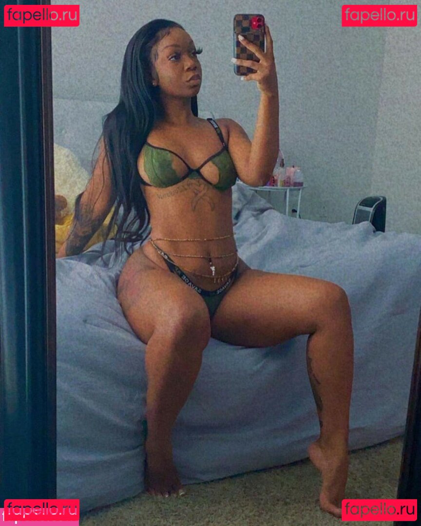 bighomietyni Nude Onlyfans Photo 14
