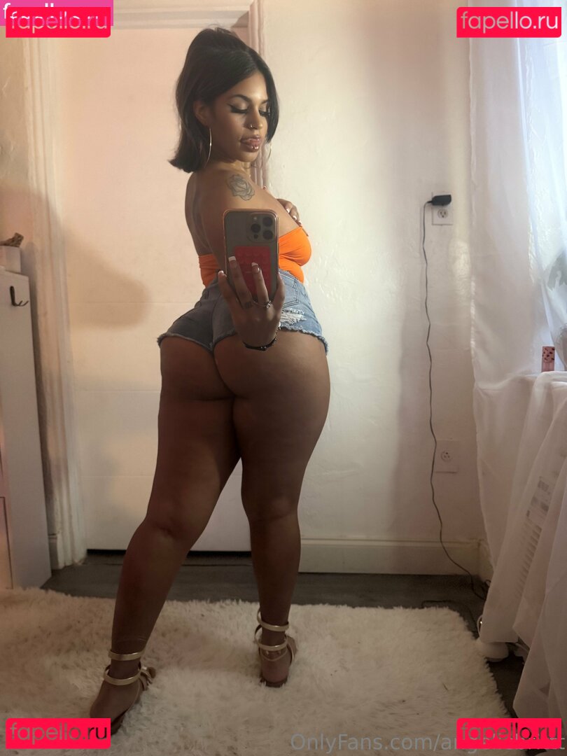 Angelicbrittt Nude Onlyfans Photo 11