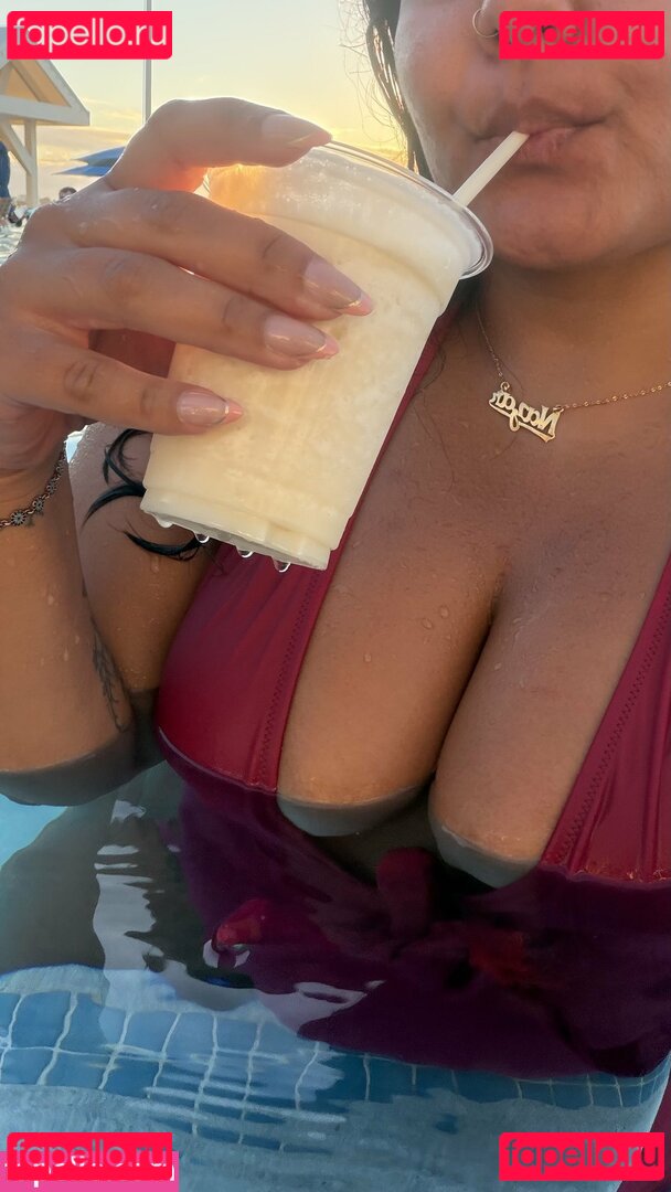 nazaroundtheworld Nude Onlyfans Photo 5