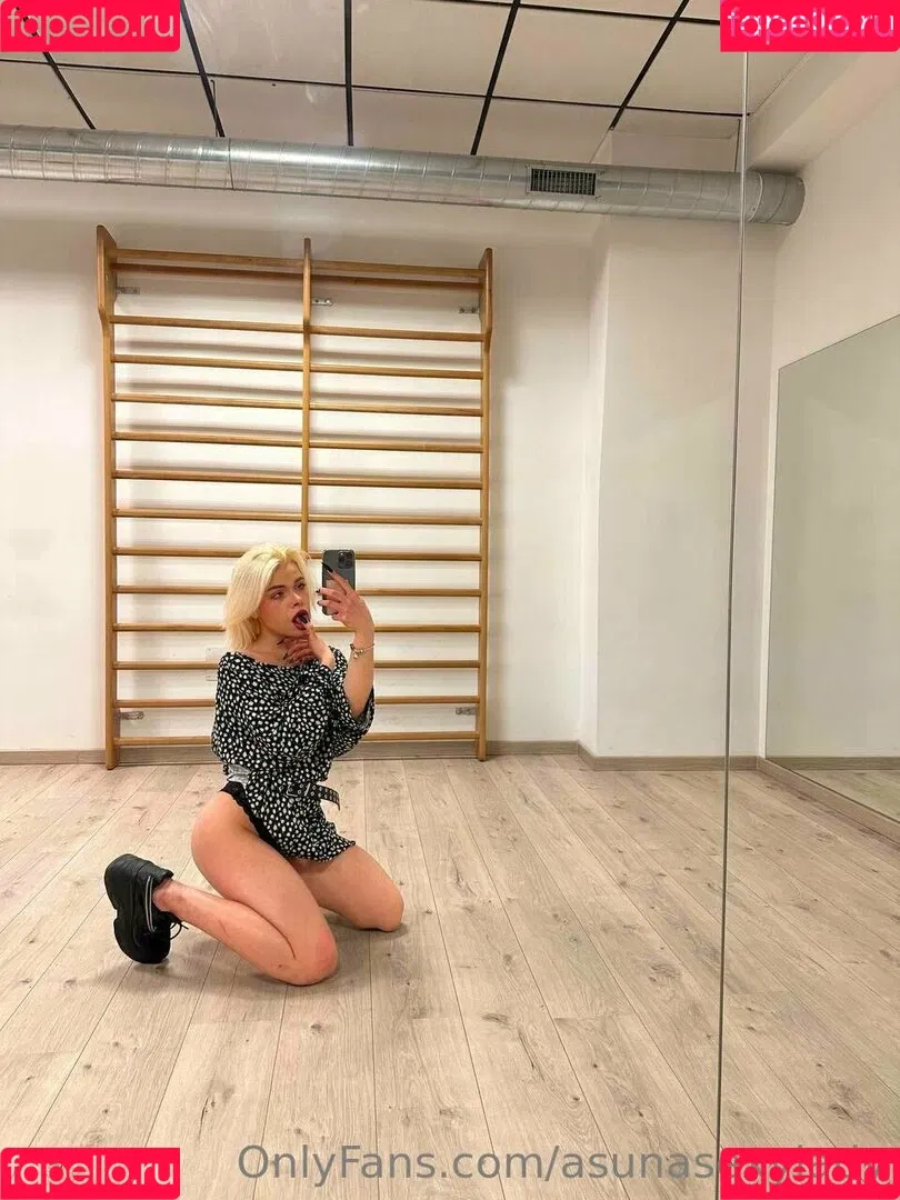 littlesabrina Onlyfans Photo Gallery 
