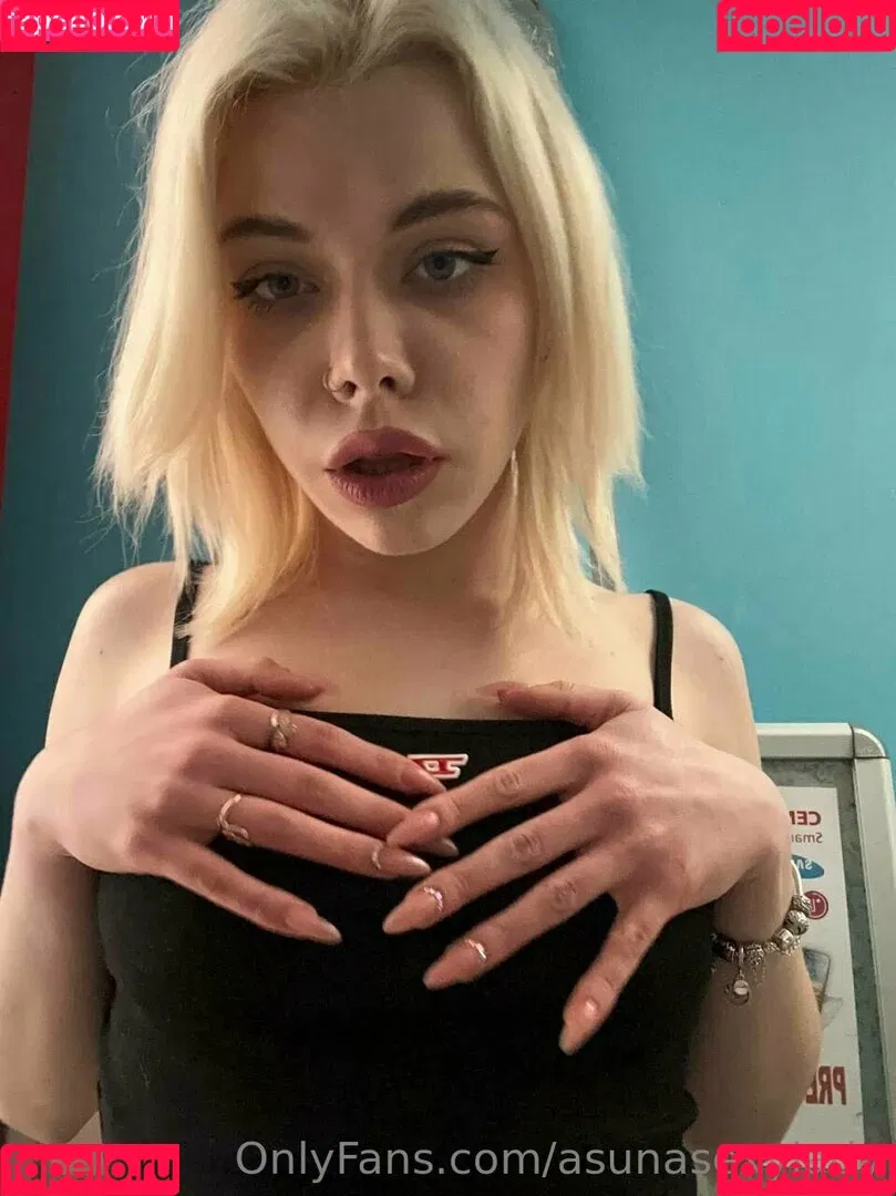 littlesabrina Onlyfans Photo Gallery 