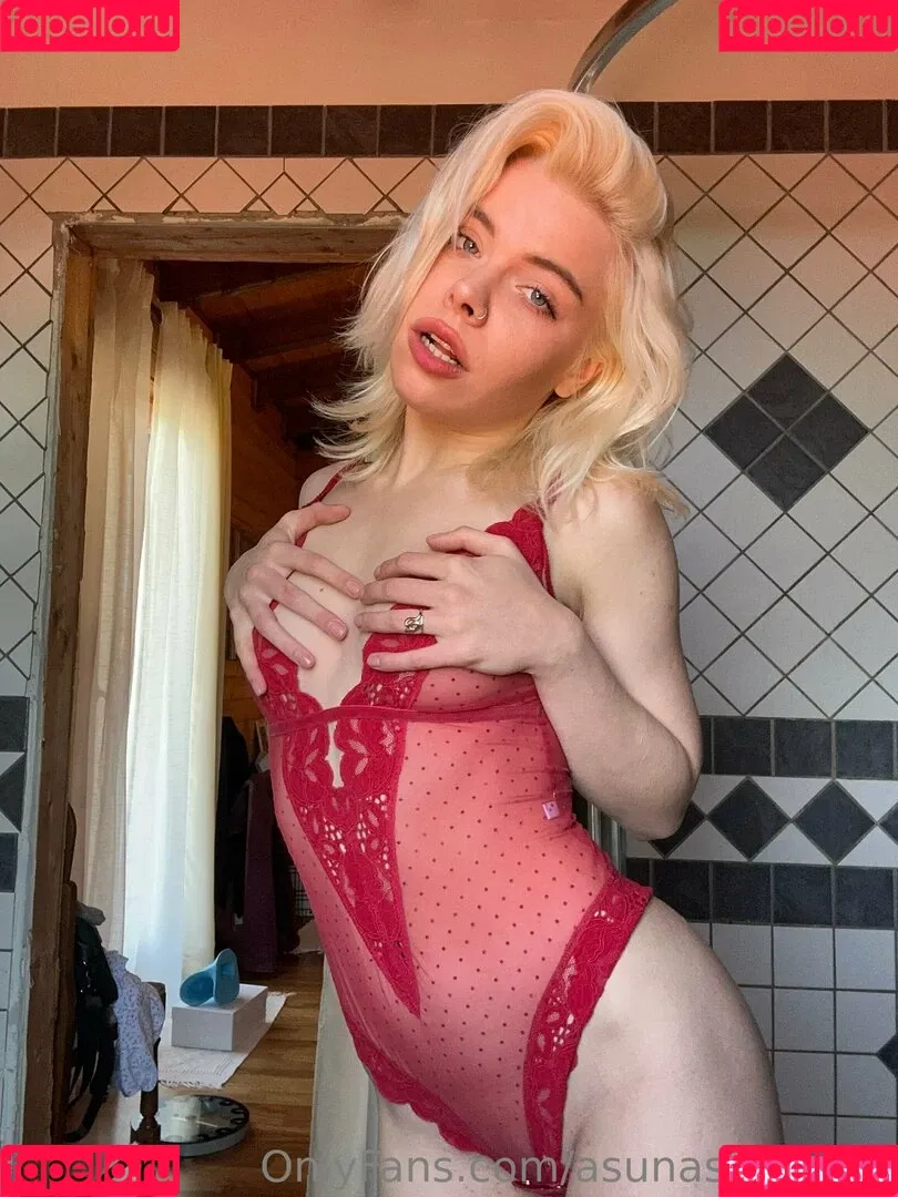 littlesabrina Onlyfans Photo Gallery 