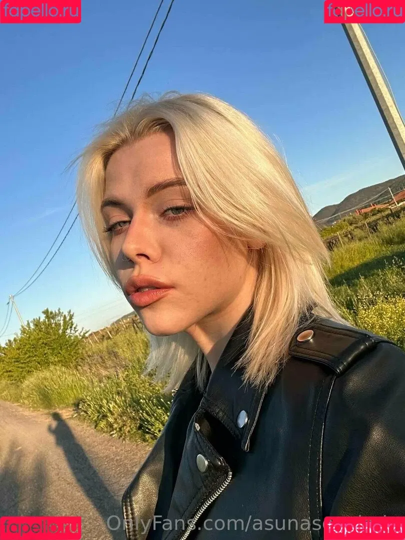 littlesabrina Onlyfans Photo Gallery 