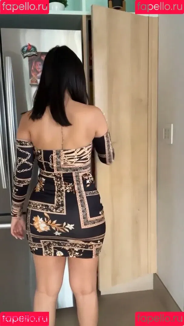 Nyvi Estephan Onlyfans Photo Gallery 
