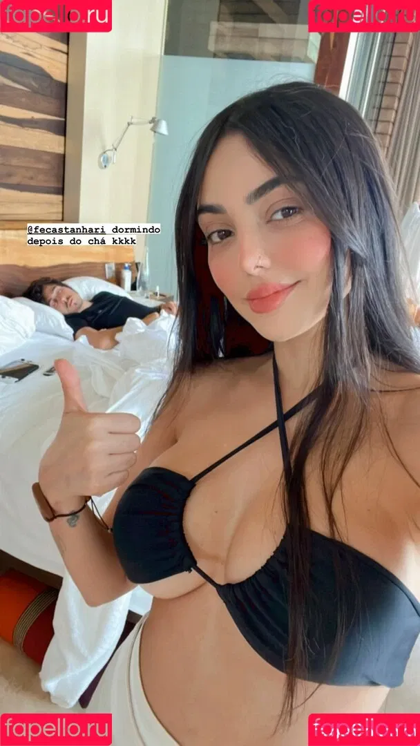 Nyvi Estephan Onlyfans Photo Gallery 