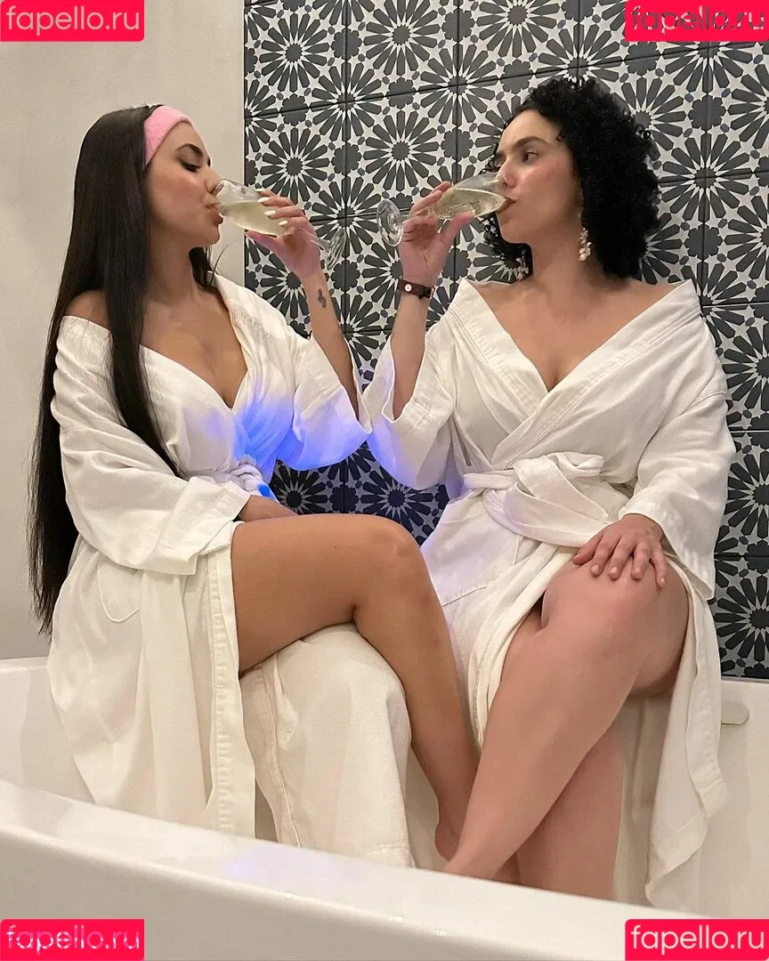 Nyvi Estephan Onlyfans Photo Gallery 