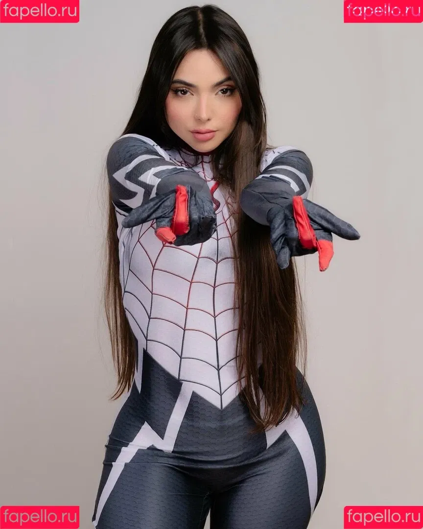 Nyvi Estephan Onlyfans Photo Gallery 